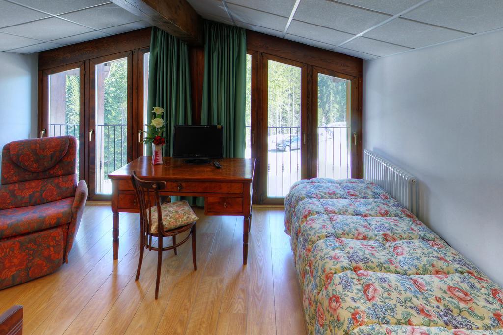 Gh Hotel Fratazza Сан-Мартіно-ді-Кастроцца Номер фото